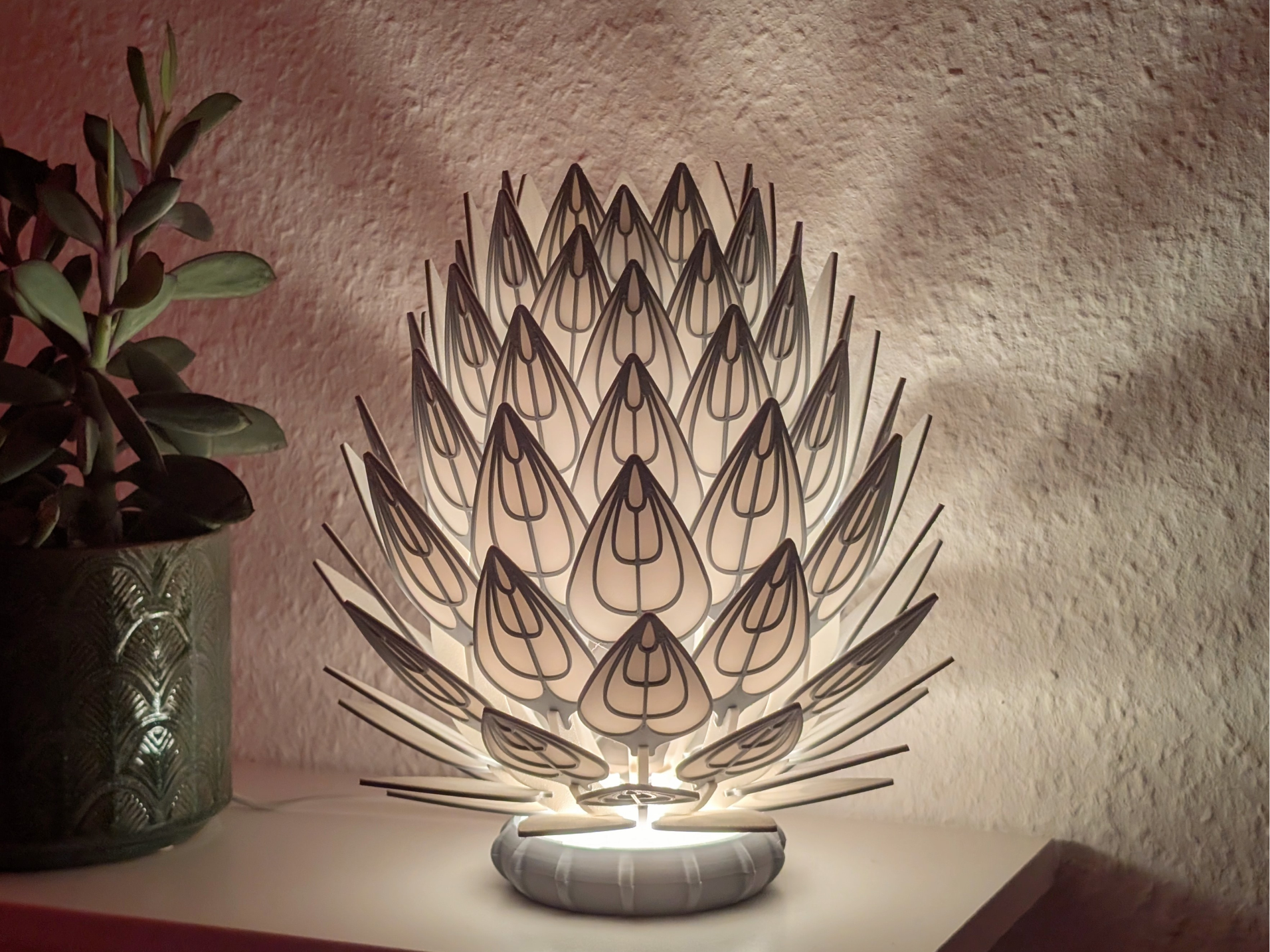 Lotus Lamp (White)
